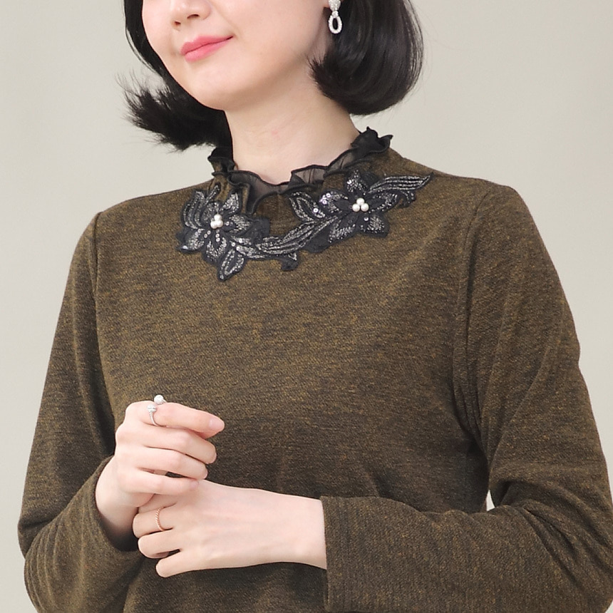 코사지 하이넥 프릴 여성 봄 가을 초겨울 보카시 긴팔 티셔츠 A02465