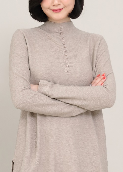애비뉴투지 엄마옷 크리미 니트 반폴라 단추 하프 가오리 봄 가을 긴팔 스웨터 티셔츠 A09146 50대 60대