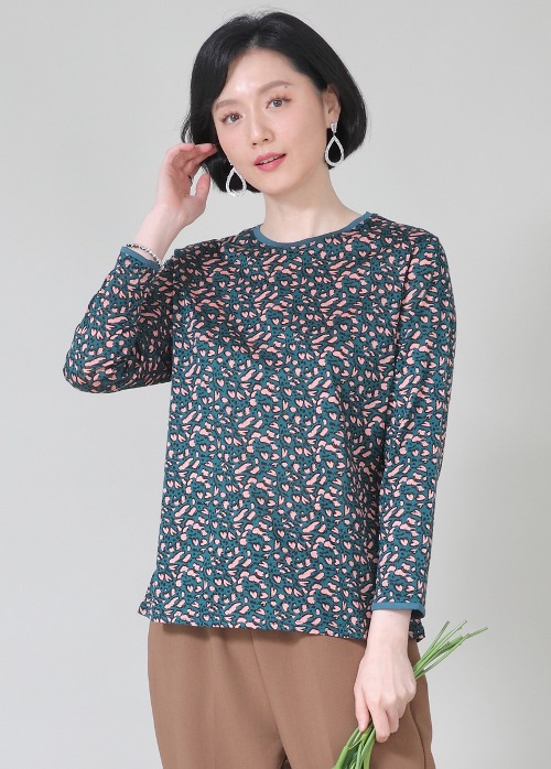 애비뉴투지 엄마옷 작은 하트 실켓면 여성 봄 가을 라운드 얇은 긴팔 티셔츠 A10348 50대 60대